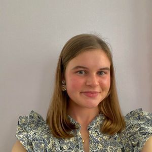 Meet your Posher, Lucy